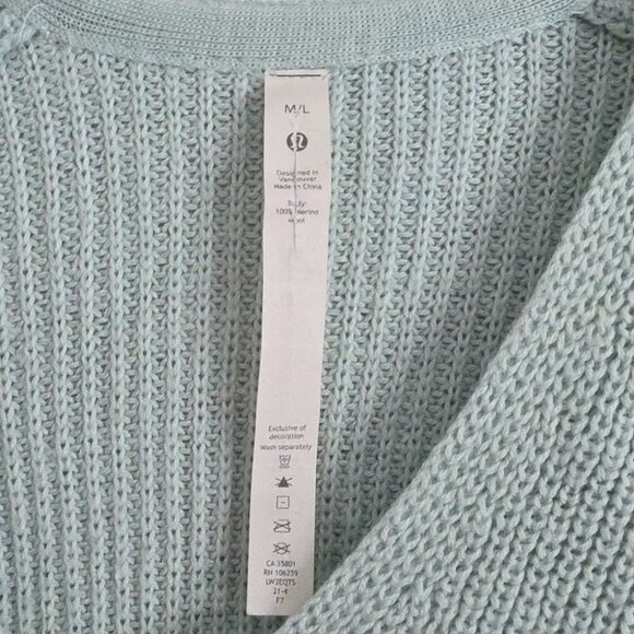 LULULEMON | MERINO WOOL V-NECK SWEATER MINT Green Sz M/L - Picture 5 of 8